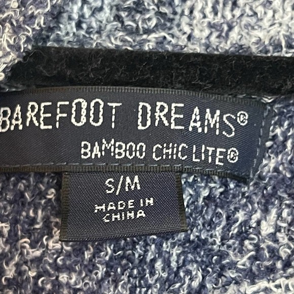 Barefoot Dreams Bamboo Chic Lite Calypso Wrap 436HS Size S/M - Picture 11 of 12